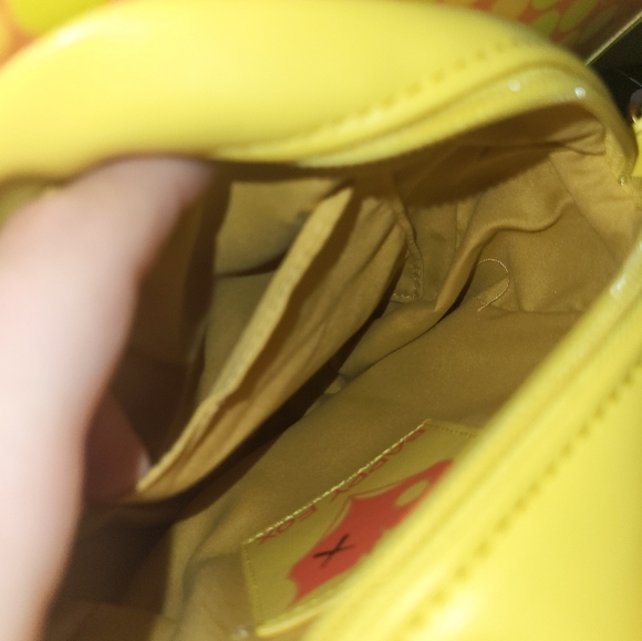 Animal Crossing Star Purse - Picture 4 of 5